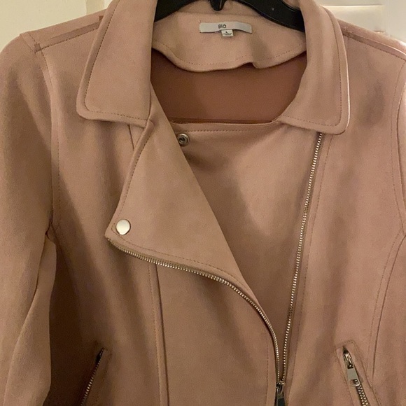 Fashion nova jacket. Never worn. - Picture 5 of 7